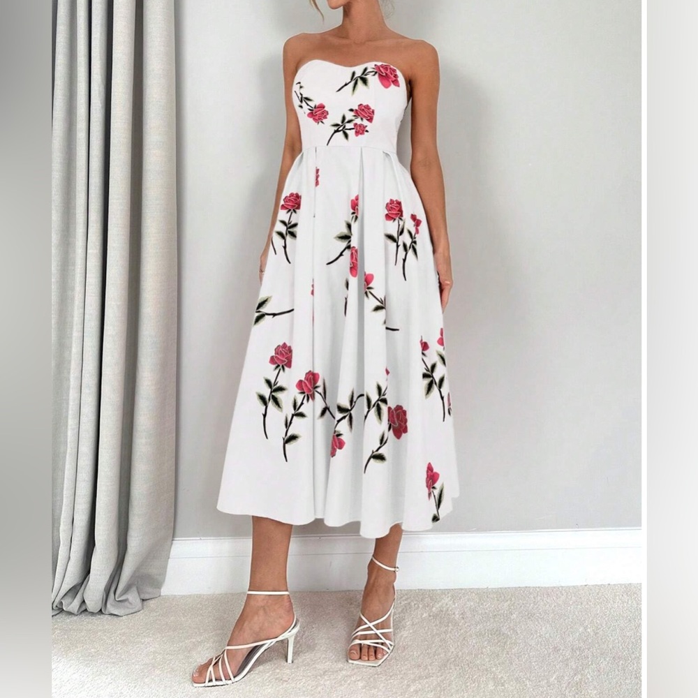 A-Line Floral Rose Printed Strapless Dress With Pockets White - Picture 4 of 9